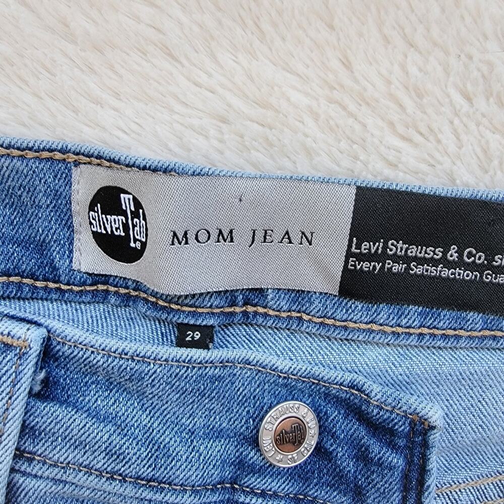 Levi's SilverTab High Rise Mom Jeans - Picture 5 of 5